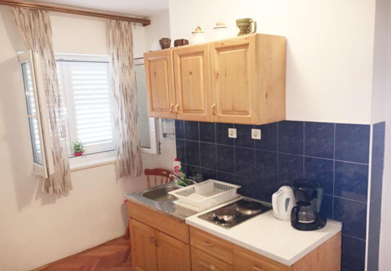 Apartments And Rooms Tomo 1 - At The Beach Zaostrog Luaran gambar