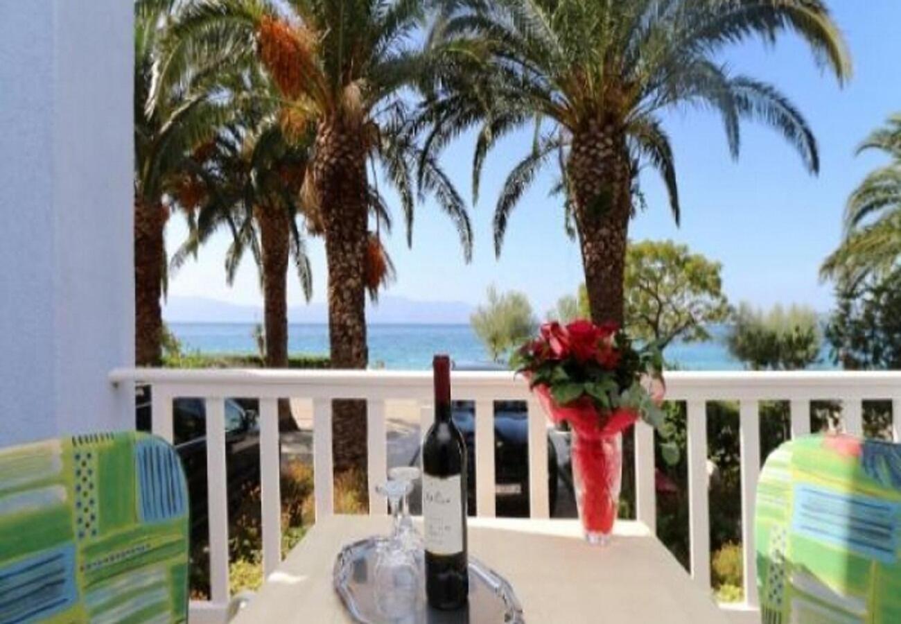 Apartments And Rooms Tomo 1 - At The Beach Zaostrog Luaran gambar