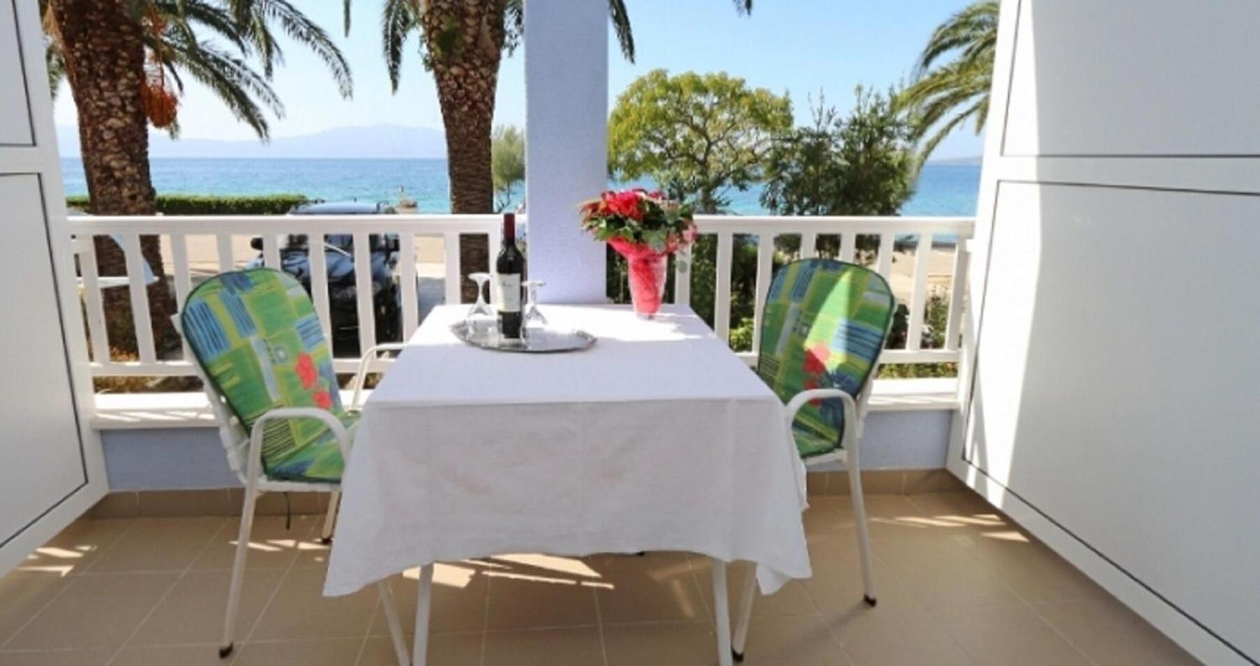 Apartments And Rooms Tomo 1 - At The Beach Zaostrog Luaran gambar
